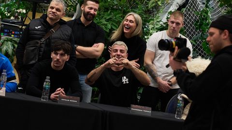 GALERII ⟩ The League’i ametlik kaalumine tõi T1 keskusesse võitlusspordi fännide massi. Vaata, kes olid kohal!