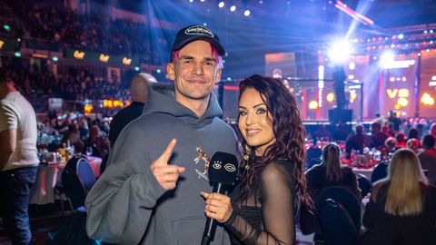 VIDEOINTERVJUU ⟩ Maailmas superstaar, Eestis veel avastamata – Rozell räägib, miks kodumaa publik teda veel leidnud ei ole