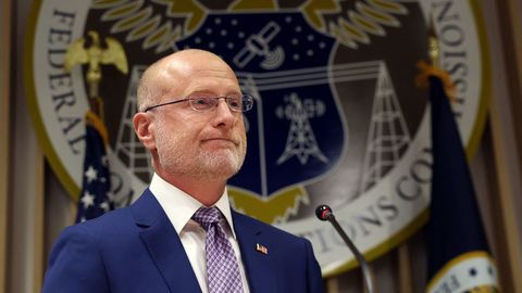 USA meediajärelevalve ähvardab ringhäälingud «vale» sõjakajastuse eest litsentsita jätta