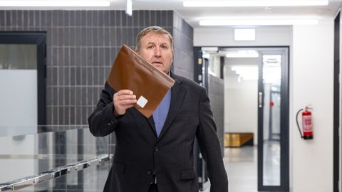 VIDEO ⟩ Üürniku kohtusse kaevanud skandaalne ärimees Margus Valdes enne istungit: mis kuradi kari see on selline?