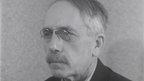 Kirjandusmuuseumis kuulutatakse välja Gustav Suitsu luulepreemia saaja