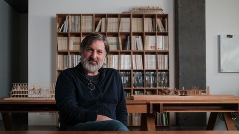 ARHITEKT MAAILMA LÕPUS ⟩ Tänavuse arhitektuuri «Oscari» laueraat loob sihilikult lõpetamata hooneid