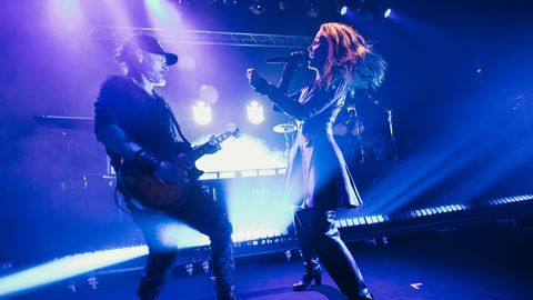 GALERII ⟩ Ürgnaiselik energia ja raju annus metal'it: Tallinnas esinesid Amaranthe ja Epica