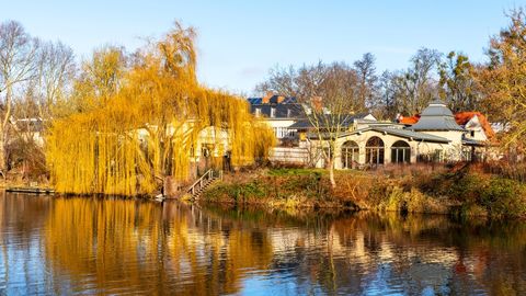 KOMMUNISTLIK ENKLAAV ⟩ Lääne-Berliini sees asunud Ida-Saksamaa küla elanikud pidid rinda pistma ekstreemse elukorraldusega