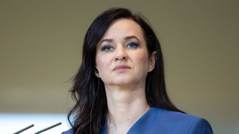 Leedu kutsus maailmakuulsa tubakahiiu salakauba vastu võitlema