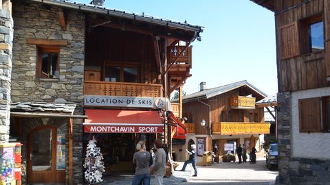 Prantsuse mägikülas seeni söönud elanikke kimbutab sama harvikhaigus