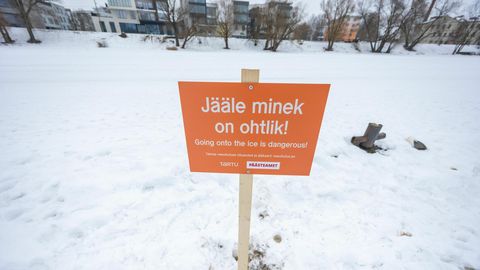 TRAAGILINE STATISTIKA ⟩ Ükski tänavu nõrga jää tõttu uppunud kalamees ei kasutanud päästevarustust