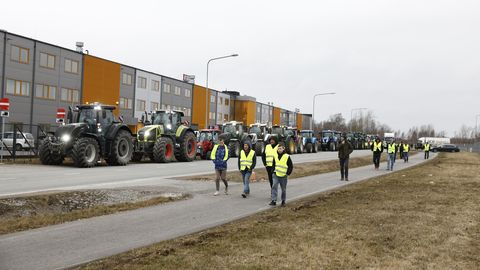 FOTOD ⟩ Põllumehed kogunesid protestiks