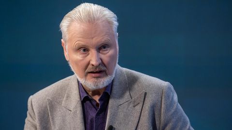 LINNAR PRIIMÄGI ARVUSTAB ⟩ Martin Ehala valgustav valu