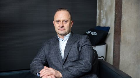 VIDEOINTERVJUU ⟩ Naljamees Taavi Eplik ehk Türi Väino: meil on sarnane huumor, aga alkoholi mina enam ei tarbi
