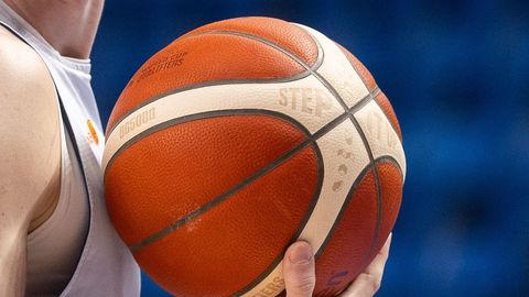 OTSEÜLEKANNE ⟩ Selgub Põlva-Võru korvpalli ühisliiga meister