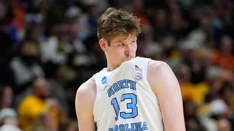 VIDEO ⟩ Omasid tassinud Veesaar eksis lõpus nii rängalt, et North Carolina hooaeg sai läbi