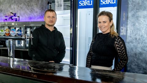 KUHU PÄRNUS MINNA? ⟩ Kuursaal naaseb vuntsituna peokaardile