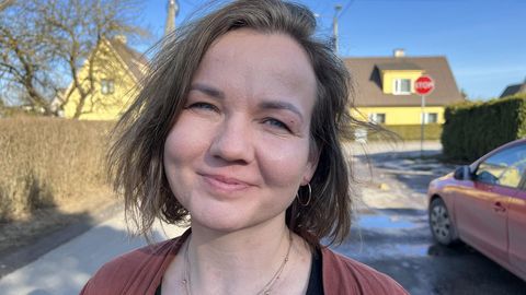 INIMESTEST AEGAMÖÖDA ⟩ Karin. Ema lahkumise aastad, päevad ja minutid