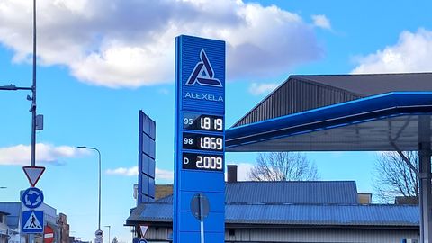 VAMBOLA PAAVO ⟩ Võiks kaaluda kütusehinna 2008. aasta masu eelse käibemaksu taastamist