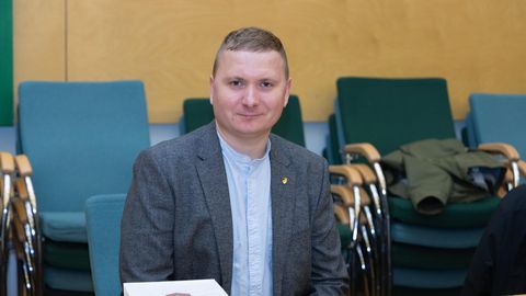 Politsei uurib vallavoliniku võimalikku korruptiivset tegevust