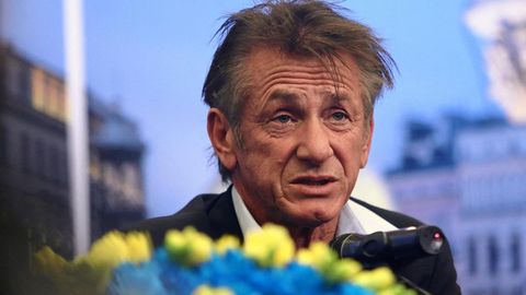 OSCARI-VÕITJA SEAN PENN VIHKAB SELFISID ⟩ «Isegi kui minu juurde tuleks holokausti üle elanud vanaema koos kuueaastase ratastoolis lapselapsega, oleks vastus ikkagi kindel ei»
