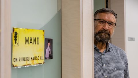 GALERII ⟩ Viimsele teele saadetud professor Raivo Mänd jättis maha jälgi, kellelegi peale astumata