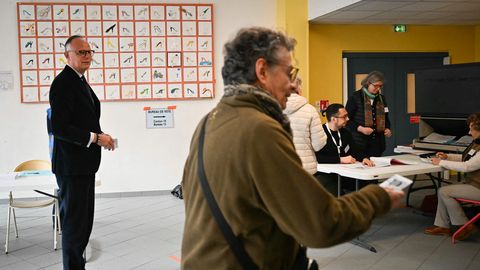 KES KEDA? ⟩ Prantsusmaa suuremates linnades algas tihe valimisvõitlus