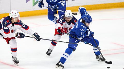 VIDEO ⟩ Osav hokimees viskas karistusvisete seerias sajandi värava