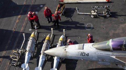 ÜLEVAADE ⟩ Iraan kasutab Laheriikide veetaristut USA survestamiseks