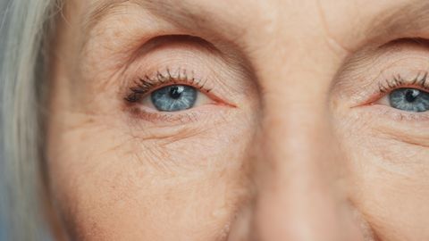 VÄLIMUS KUI VÄÄRTUS ⟩ Mees küpseb ajas paremaks, vananeva naise noorus ja ilu hääbub