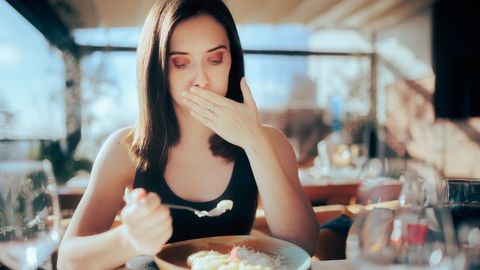 Hullem kui suitsetamine: arst avalikustab toidu, mis on enneaegse surma peamine põhjus