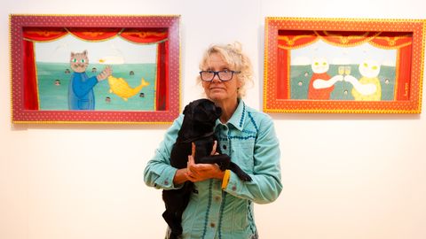 Ave Nahkur avas näituse Vändra kunstigaleriis: «Siin on väljas minu eelmine, rahulikum elu. Uus seeria tuleb eesti meestest.»