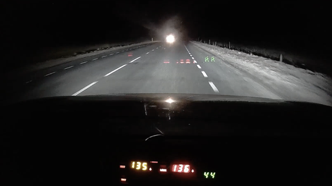 VIDEO ⟩ Pärnus linnas üle 130 km/h sõitnud mees sai aresti ja kaotas juhtimisõiguse