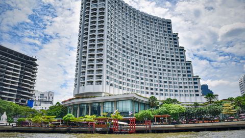 KOHUTAV ⟩ Naine kukkus puhkusel olles rõdult alla