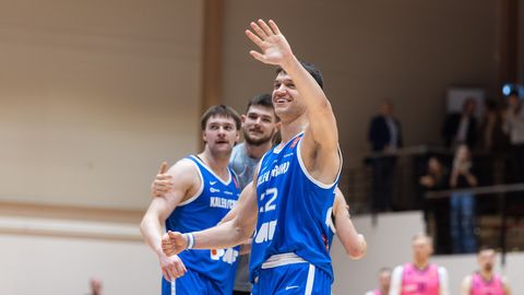 Vigastatud Dorbek rassis 25 minutit ja mängis hiilgavalt. Kuidas ta seda suudab?