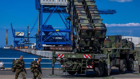 VENEMAA UUS PEAVALU ⟩ Ukraina loob Patriotile odavat alternatiivi