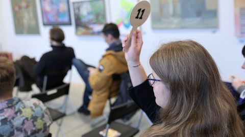 LILIAN HIOB-KÜTTIS JA KADI-ELL TÄHISTE ⟩ Eestis kasvab jõudsalt inimeste hulk, kes saavad ja tahavad kunsti osta