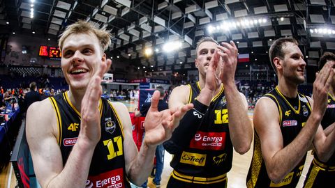 VIDEO ⟩ Lisaajal külma närvi näidanud Suurorg tüüris oma koduklubi Poolas võiduni