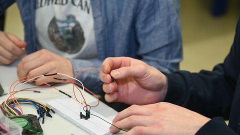 Maaülikool kutsub koolinoori vaheajal tasuta tehnoloogialaagritesse