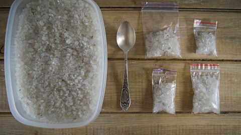 VIDEO ⟩ Soome tolli metsaretk lõppes 60 kilogrammi narkootikumi leidmisega