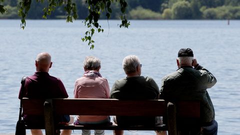 Töötavad pensionärid peaksid üle vaatama maksuvaba tulu avalduse