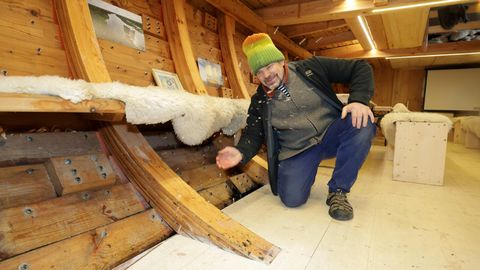 Talveks vette jääma sunnitud lodi hakkas kõvasti lekkima