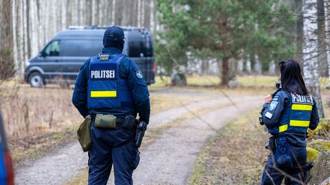 Politsei lõpetas alla kukkunud droonide otsimise midagi leidmata