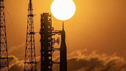 OTSEPILT ⟩ Startis NASA mehitatud kuumissioon Artemis 2