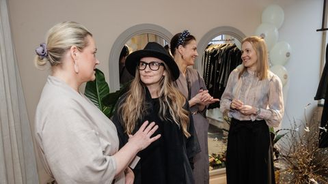 GALERII ⟩ Naer ja pisarad käsikäes! Haruu House avas meeleoluka avapeoga Telliskivis kohvik-poe