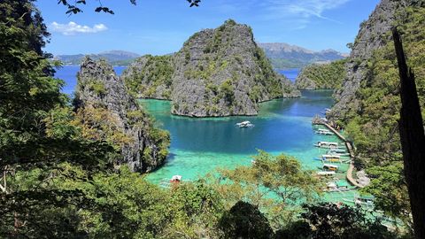 NÄDALA REIS ⟩ Salapärane saar, kus käib iga päev tuhandeid uudishimulikke, aga miks seal keegi ei ela?