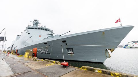 Tallinna Vanasadamas sildus Taani sõjalaev