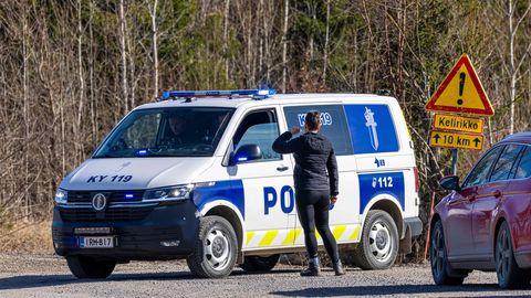 VIDEO ⟩ Politsei kiiruskaamera «varjatud trikk», mis paljastab kiiruseületajad teel