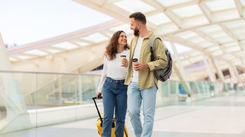 SUUR ALLAHINDLUS ⟩ Tuntud lennufirma kärbib piletihindu kuni poole võrra!