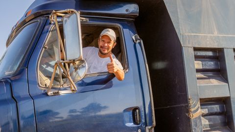 ŠOKEERIV FOTO ⟩ Vaata, milline näeb välja mees, kelle ühele näopoolele paistis aastaid päike