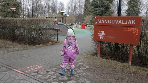 Aiad kerkivad, puud langevad. Algavad Siuru ehituse eeltööd