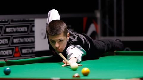 VIDEO ⟩ 15-aastane poolakas tegi maailmameistrile tuule alla