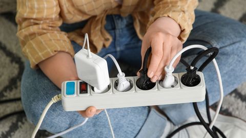 ELUOHTLIK ⟩ Neid seadmeid ei tohiks kunagi pikendusjuhtmesse ühendada