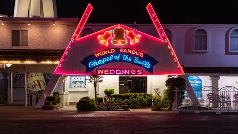 New York Posti paljastus: salapärane kunstnik Banksy abiellus 20 aastat tagasi Las Vegases